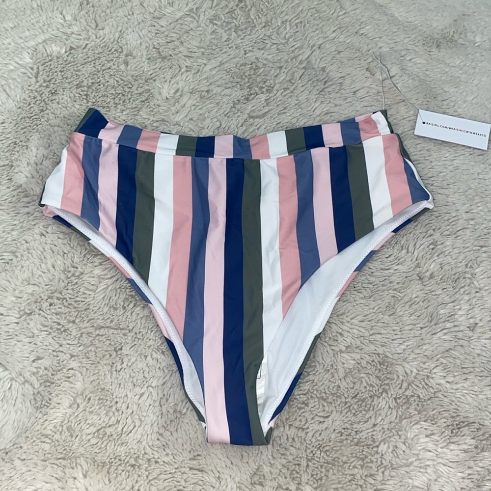 NWT RAISINS cheeky bikini bottoms